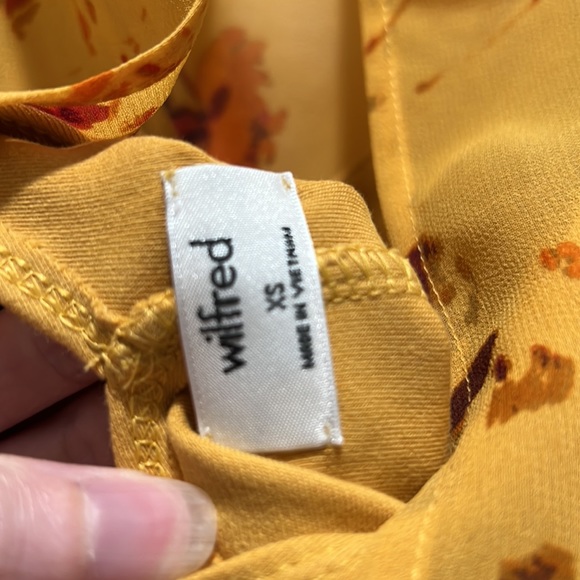 Aritzia Wilfred Blouse Bodysuit - Picture 3 of 4